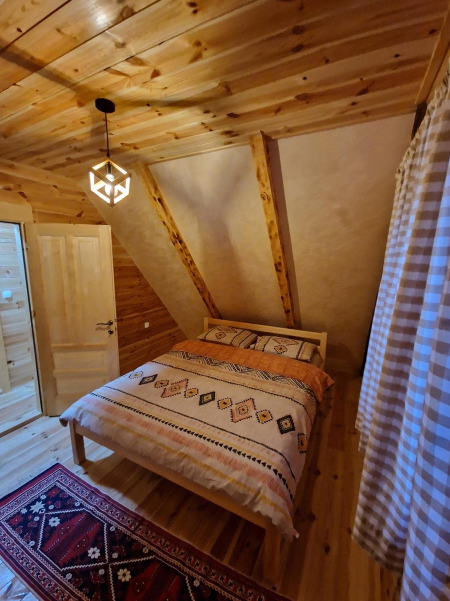 Cozy Small Bear Жабляк
